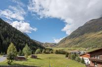 Piz Arina apartments – summer landscape